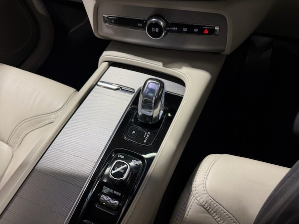 Used Volvo XC90 2017 for sale - 76210168: Photo 37