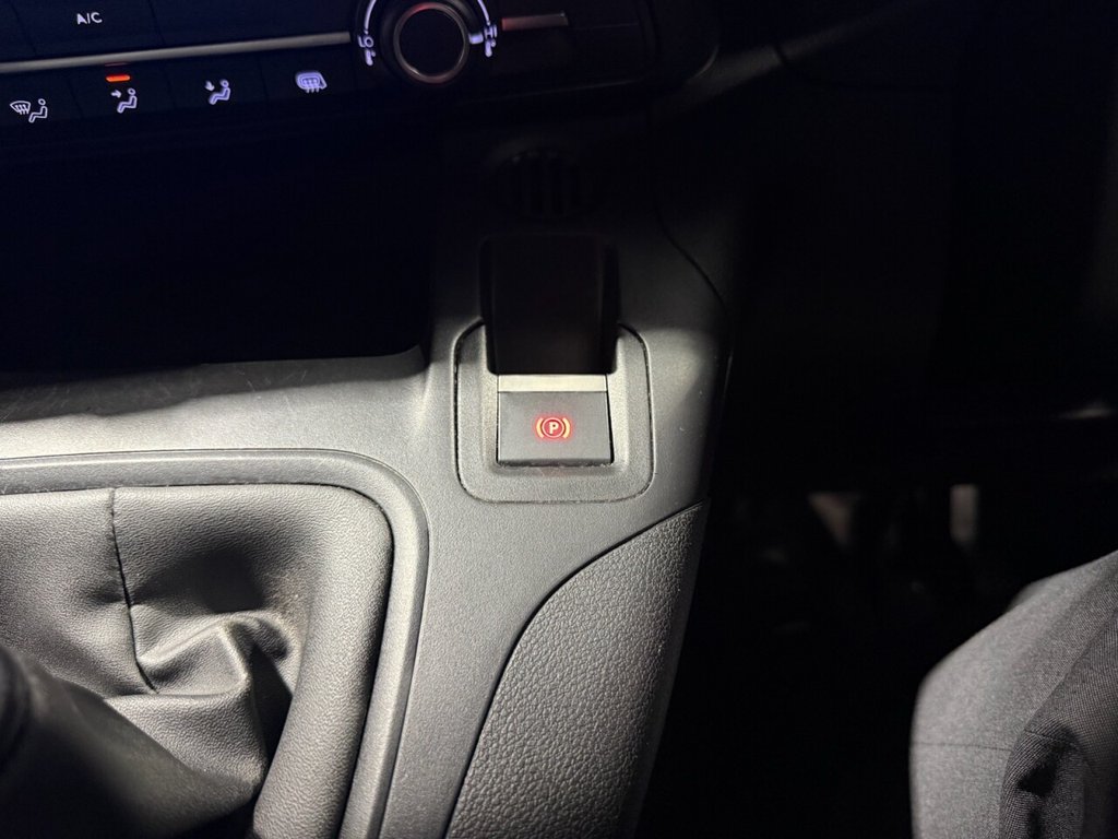 Used Toyota ProAce 2022 for sale - 76406948: Photo 13