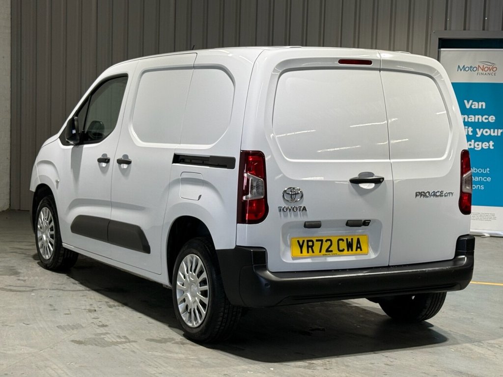 Used Toyota ProAce 2022 for sale - 76406948: Photo 2