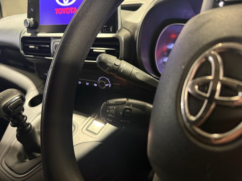 Used Toyota ProAce 2022 for sale - 76406948: Photo 23