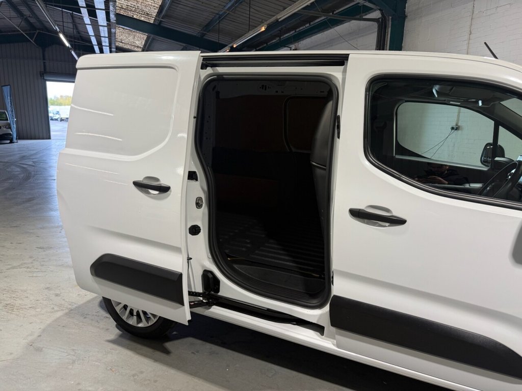 Used Toyota ProAce 2022 for sale - 76406948: Photo 27