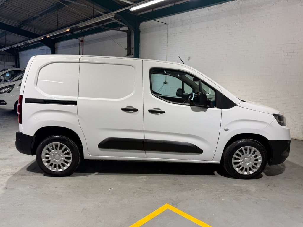 Used Toyota ProAce 2022 for sale - 76406948: Photo 28