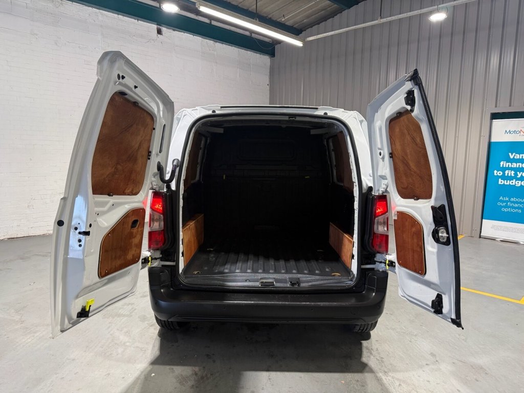 Used Toyota ProAce 2022 for sale - 76406948: Photo 34