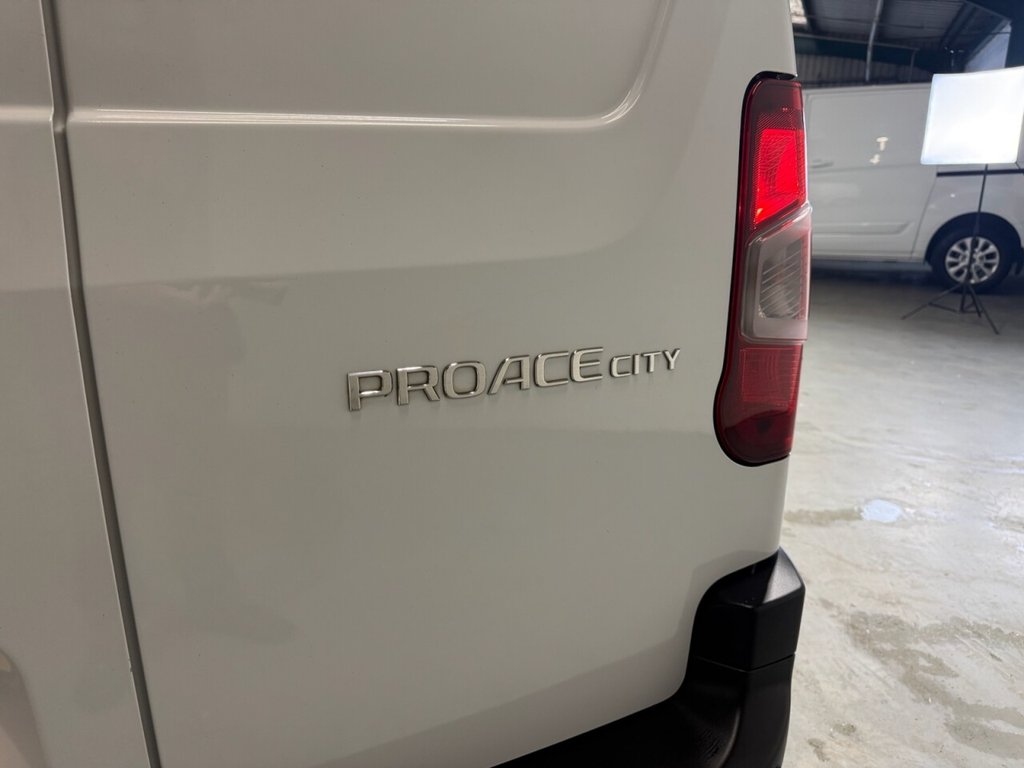 Used Toyota ProAce 2022 for sale - 76406948: Photo 35