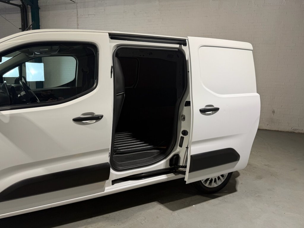 Used Toyota ProAce 2022 for sale - 76406948: Photo 36