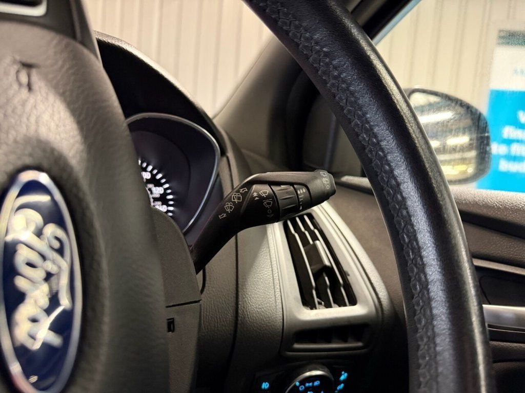 Used Ford Focus 2017 for sale - 76520821: Photo 32