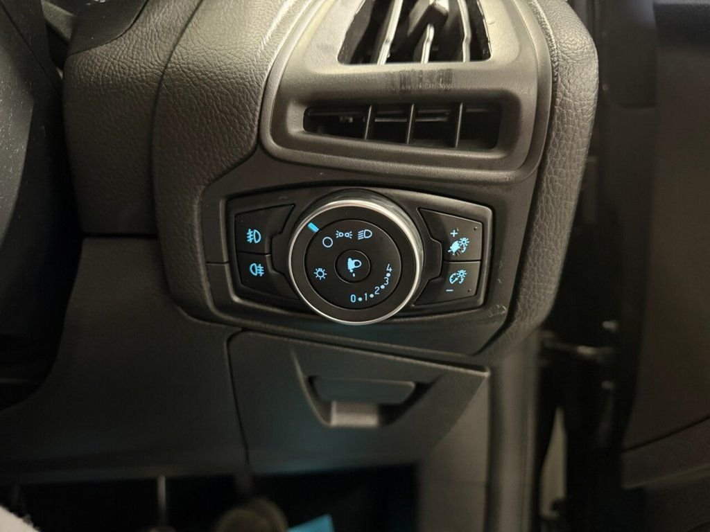 Used Ford Focus 2017 for sale - 76520821: Photo 35