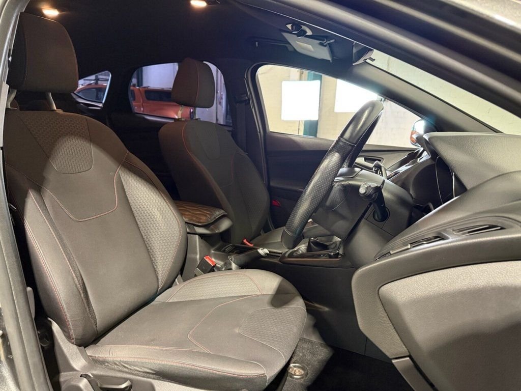 Used Ford Focus 2017 for sale - 76520821: Photo 7