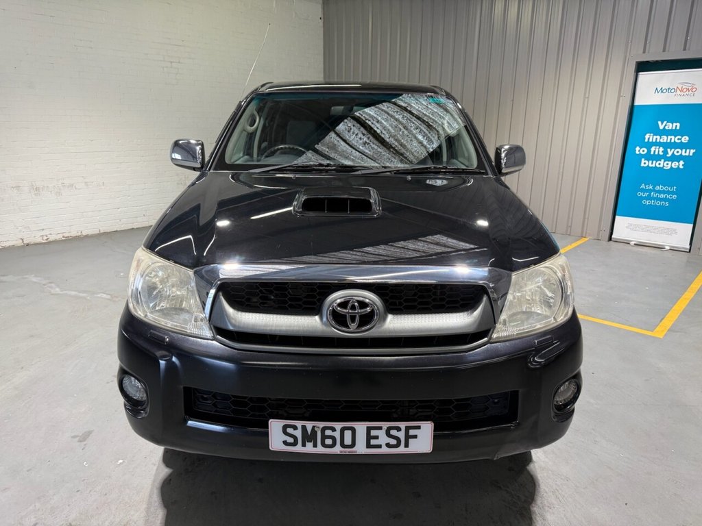 Used Toyota Hilux 2010 for sale - 76345410: Photo 13