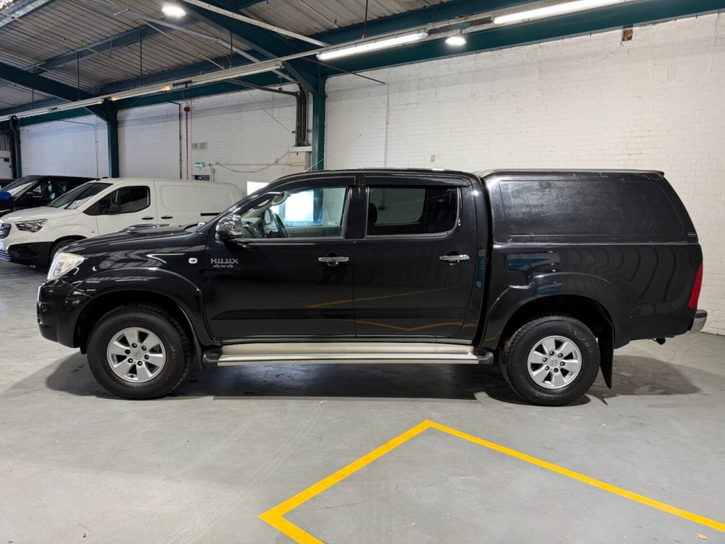 Used Toyota Hilux 2010 for sale - 76345410: Photo 15