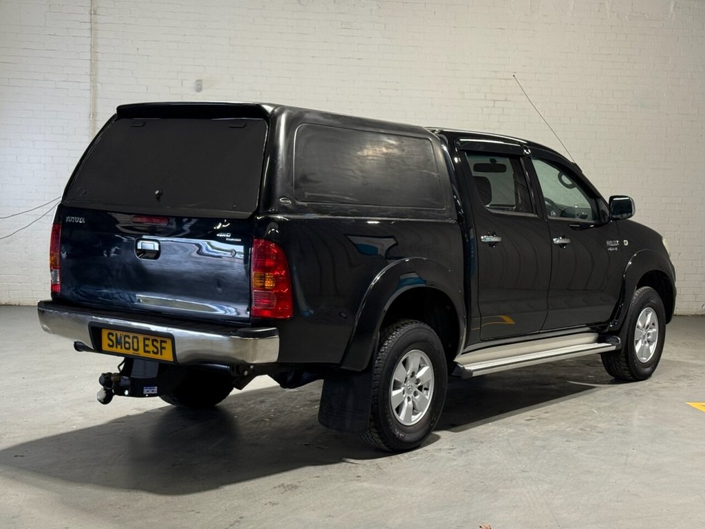 Used Toyota Hilux 2010 for sale - 76345410: Photo 34