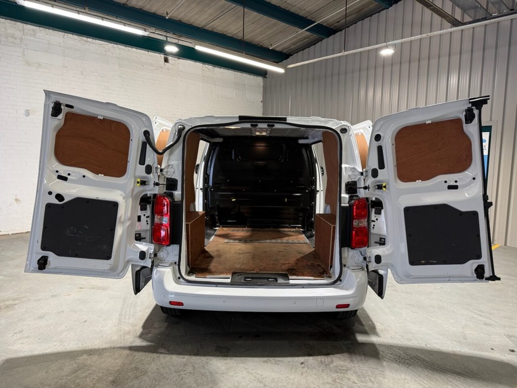 Used Vauxhall Vivaro 2022 for sale - 77748266: Photo 18