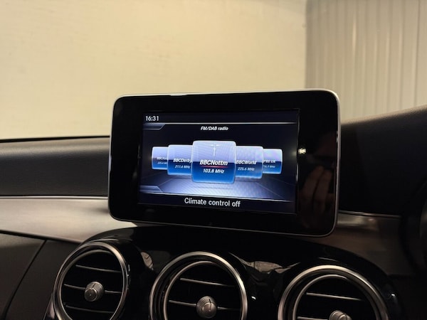 Used Mercedes-Benz C Class 2018 for sale - 74867058: Photo 31