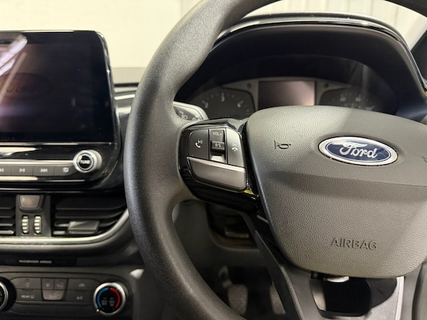Used Ford Fiesta Van 2020 for sale - 75158907: Photo 26