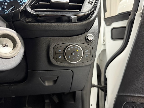 Used Ford Fiesta Van 2020 for sale - 75158907: Photo 27