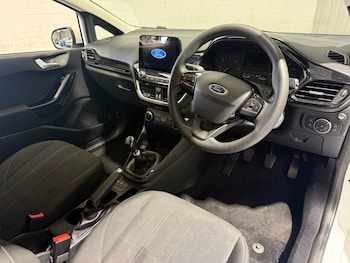 Used Ford Fiesta Van 2020 for sale - 75158907: Photo