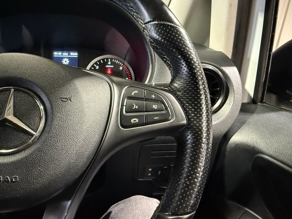 Used Mercedes-Benz Vito 2021 for sale - 76986317: Photo 33