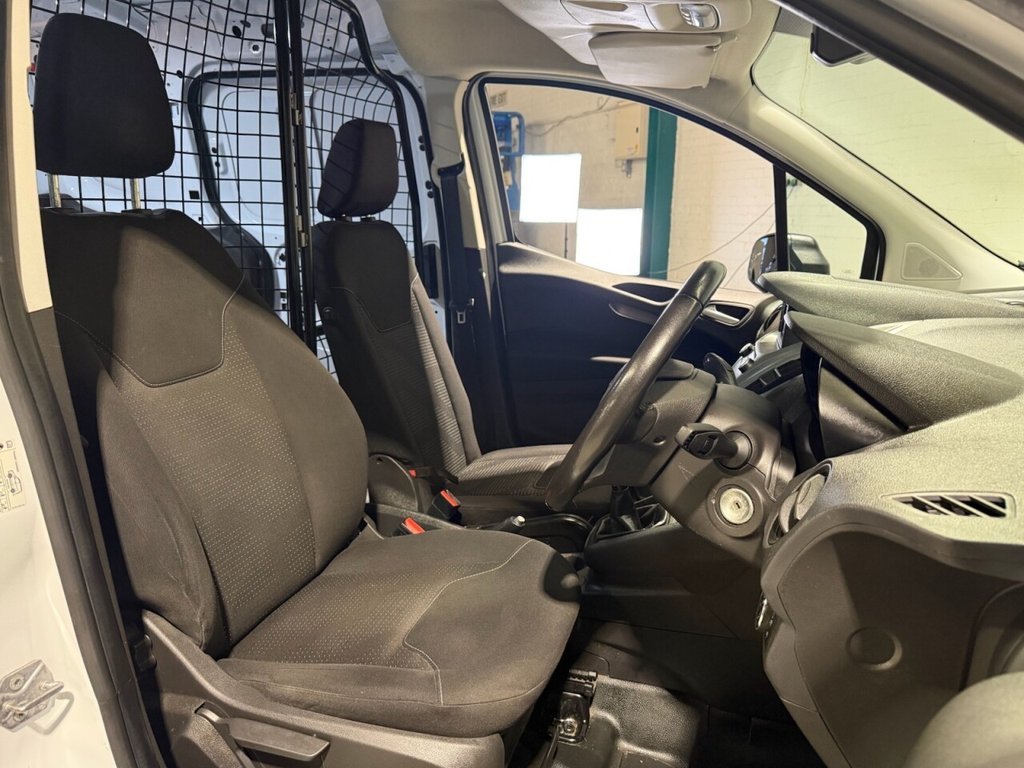 Used Ford Transit Courier 2021 for sale - 77546890: Photo 6