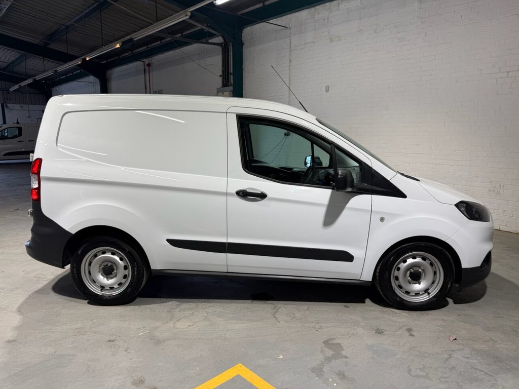 Used Ford Transit Courier 2023 for sale - 77593955: Photo 18