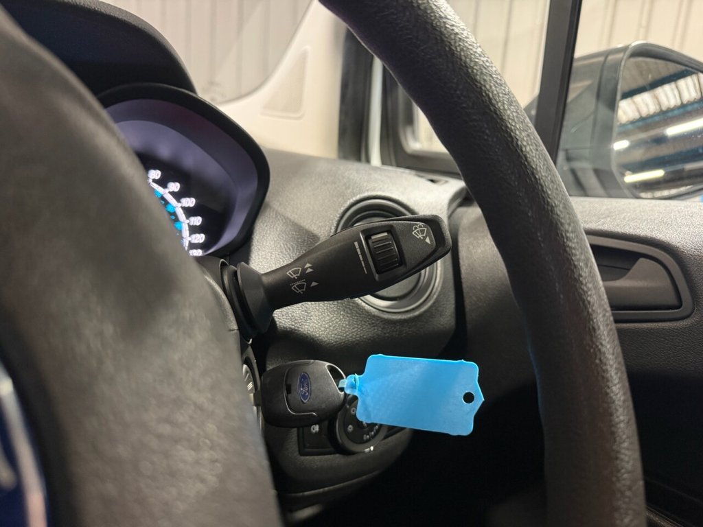 Used Ford Transit Courier 2023 for sale - 77593955: Photo 23