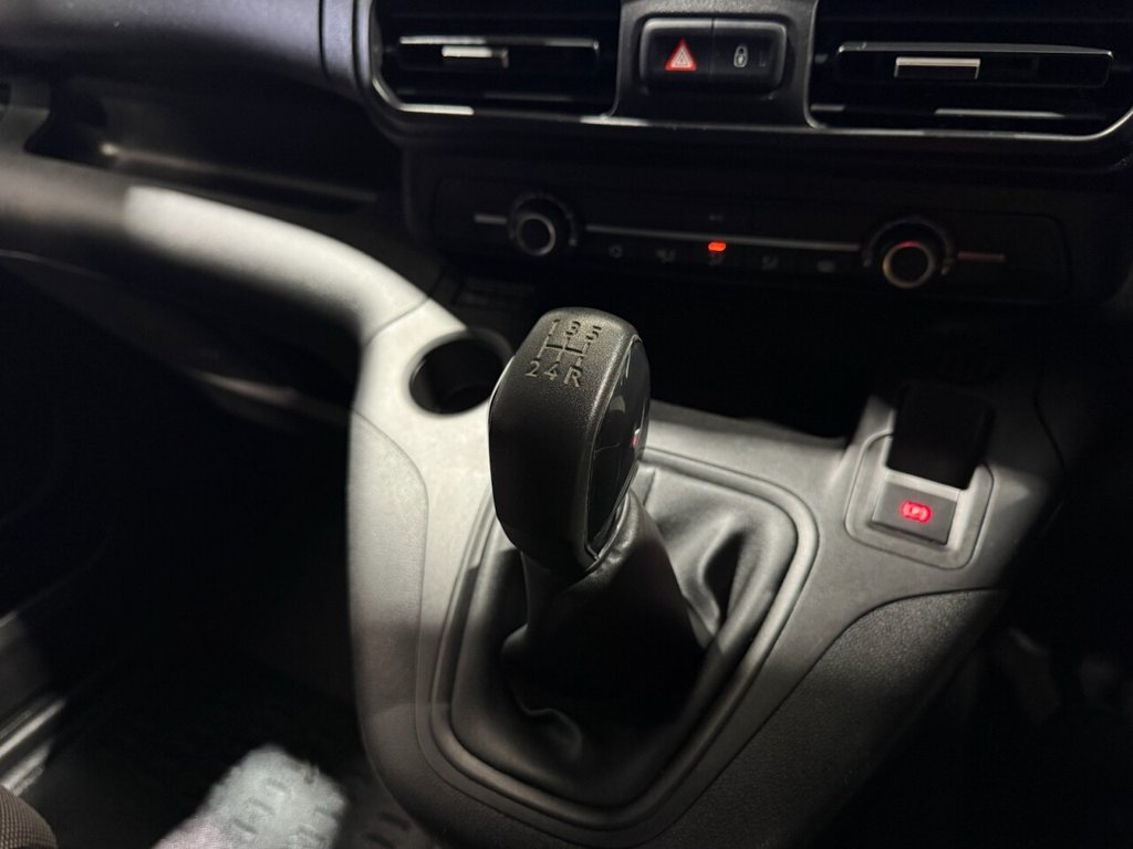 Used Peugeot Partner 2021 for sale - 76910050: Photo 22