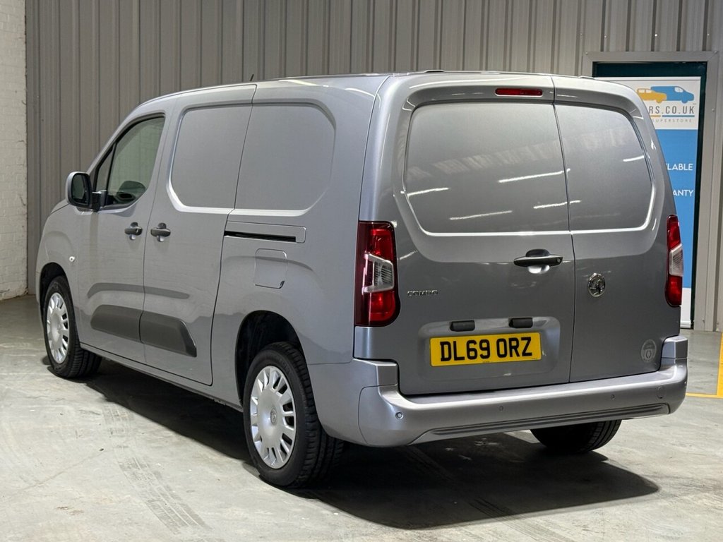 Used Vauxhall Combo 2020 for sale - 77534324: Photo 2