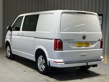 Used Volkswagen Transporter 2018 for sale - 78658025: Photo