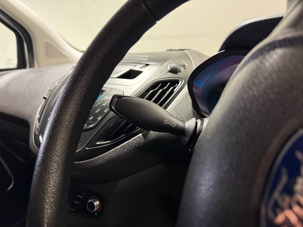 Used Ford Transit Courier 2019 for sale - 76617337: Photo 26