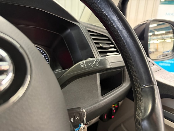Used Volkswagen Transporter 2017 for sale - 75087728: Photo 30