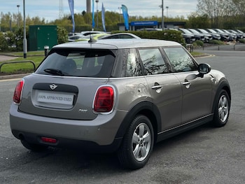 Used MINI Hatch 2018 for sale - 78236658: Photo
