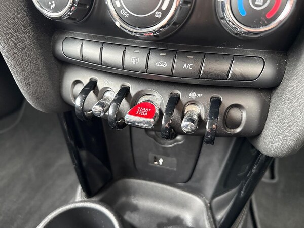 Used MINI Hatch 2021 for sale - 76319649: Photo 12