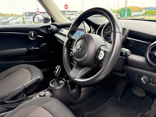 Used MINI Hatch 2021 for sale - 76319649: Photo 15