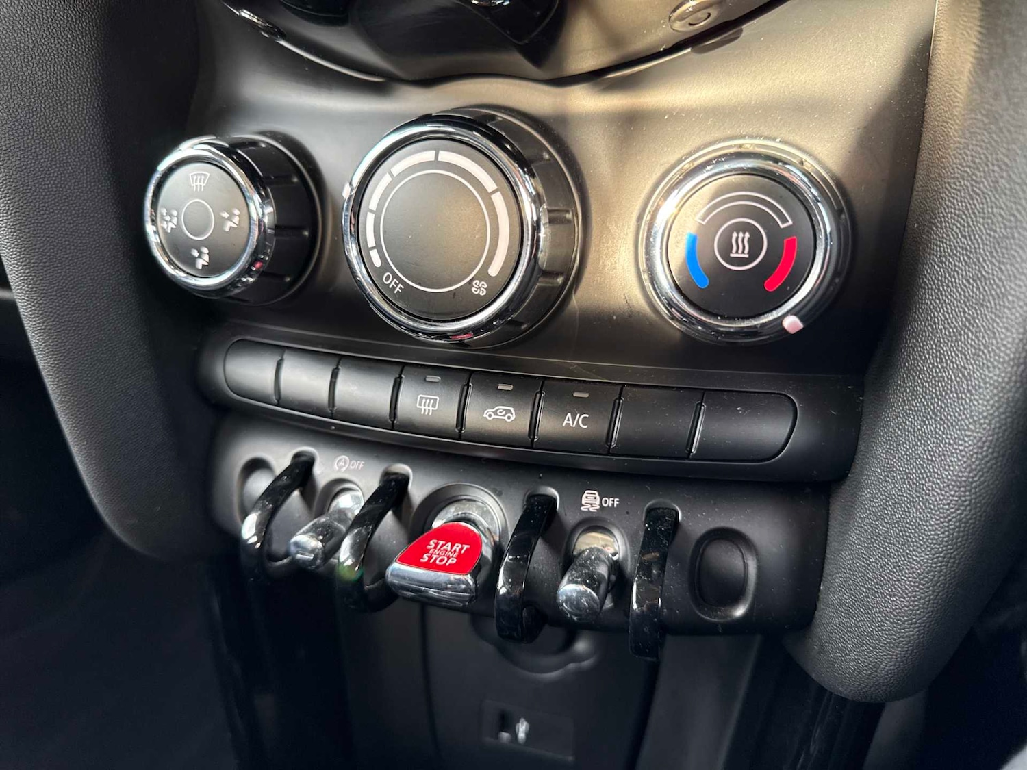 Used MINI Hatch 2022 for sale - 76957602: Photo 12