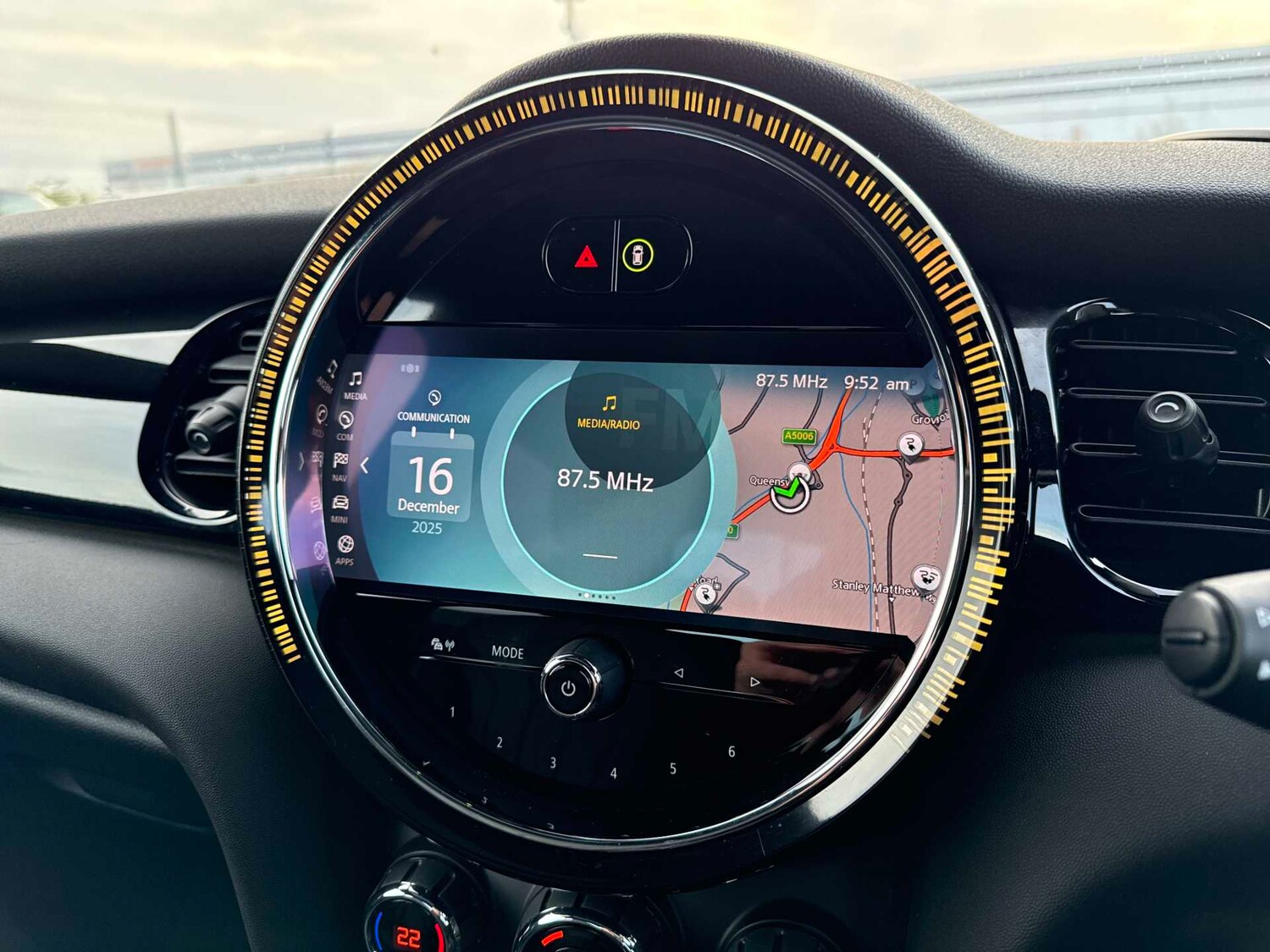 Used MINI Hatch 2022 for sale - 76957541: Photo 11