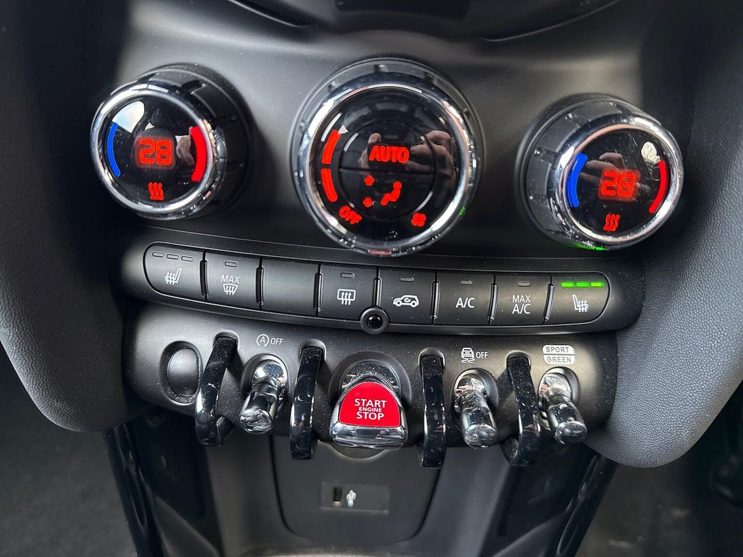 Used MINI Hatch 2022 for sale - 76418185: Photo 12