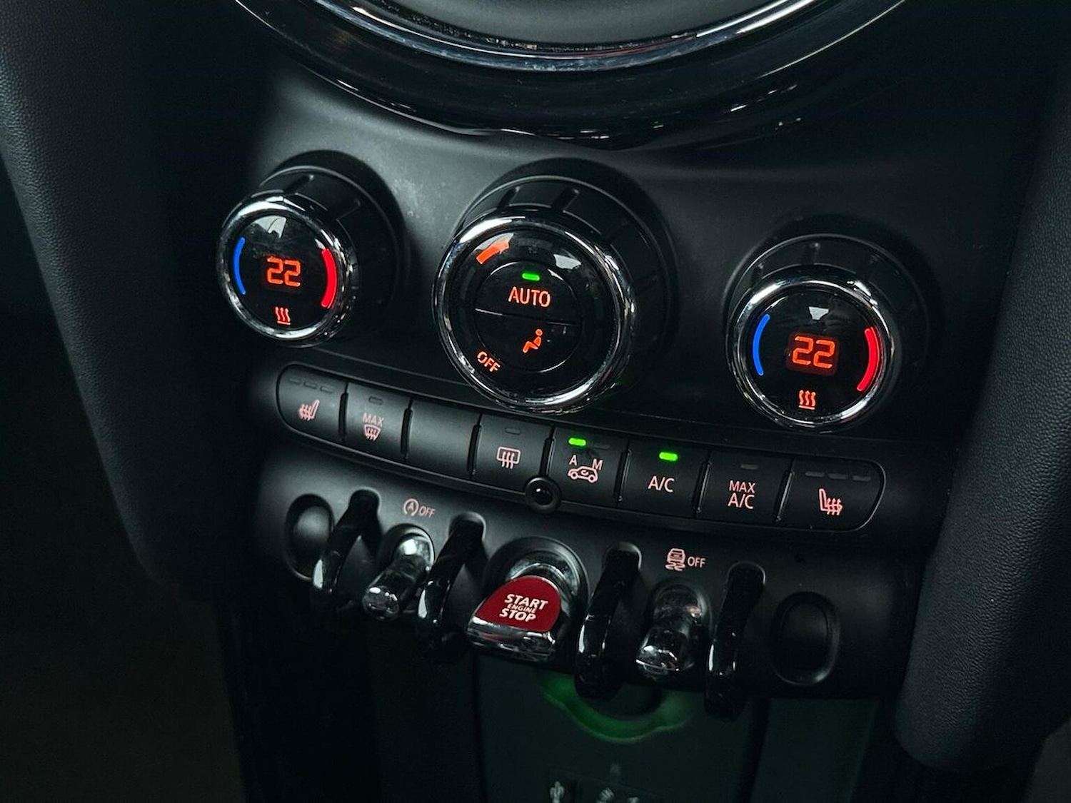 Used MINI Convertible 2016 for sale - 76455267: Photo 12