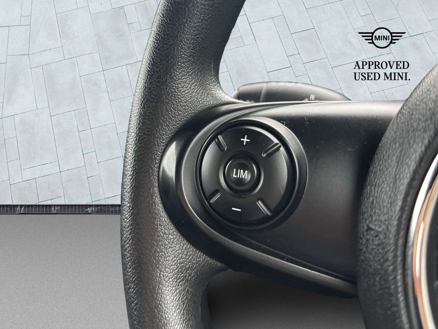 Used MINI Convertible 2018 for sale - 78192739: Photo 17
