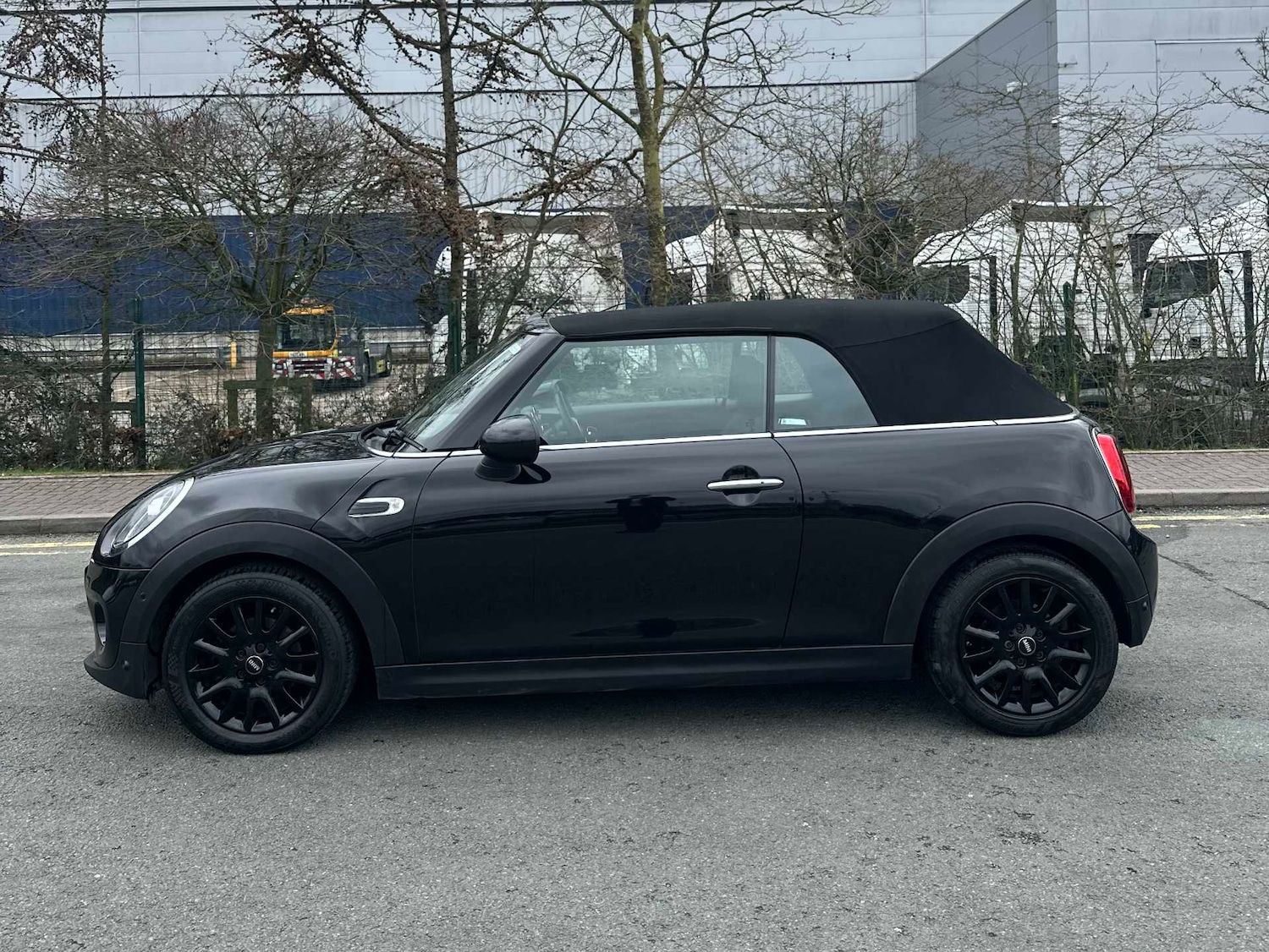 Used MINI Convertible 2018 for sale - 78192739: Photo 6