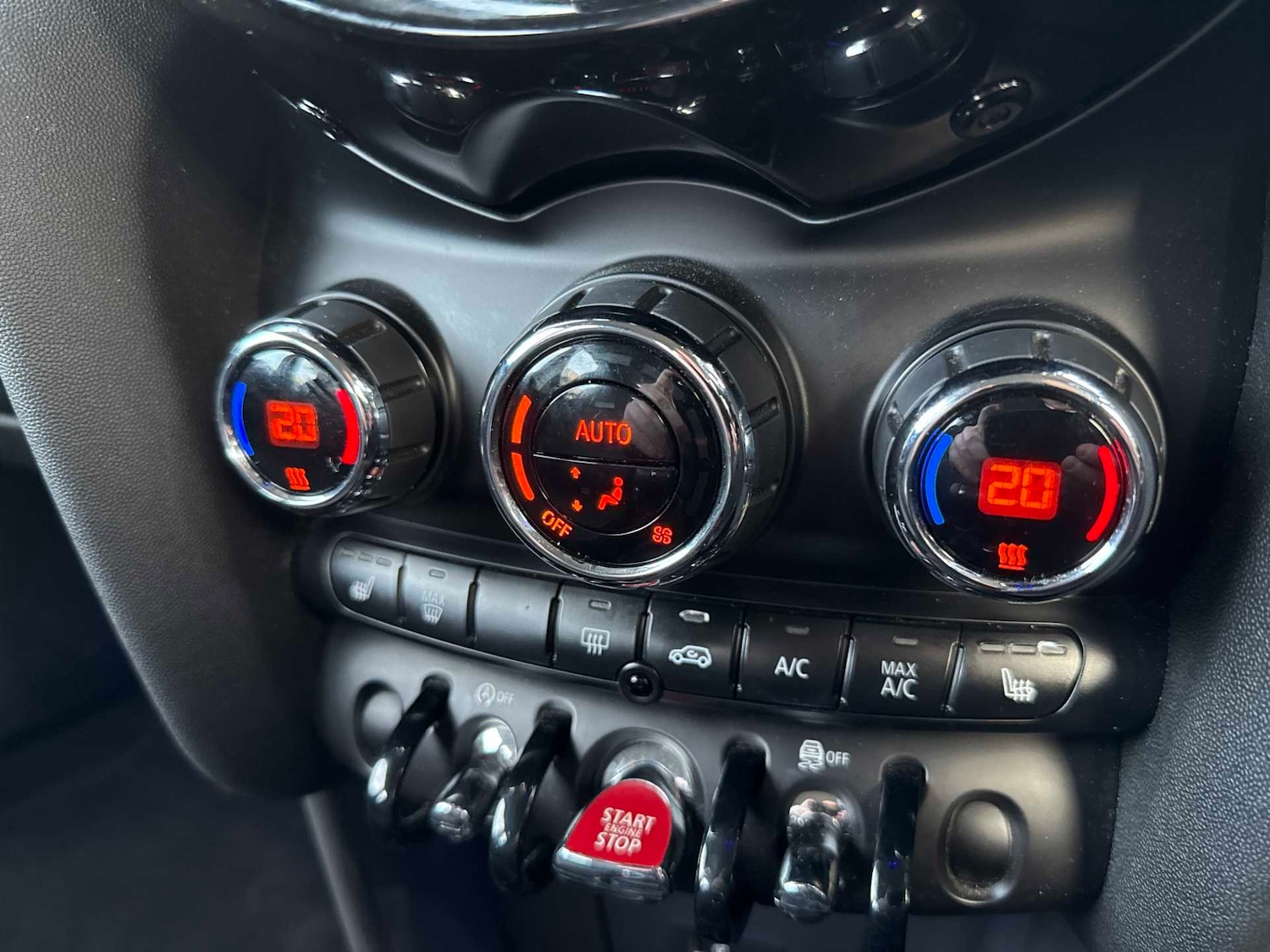 Used MINI Hatch 2019 for sale - 76957540: Photo 12