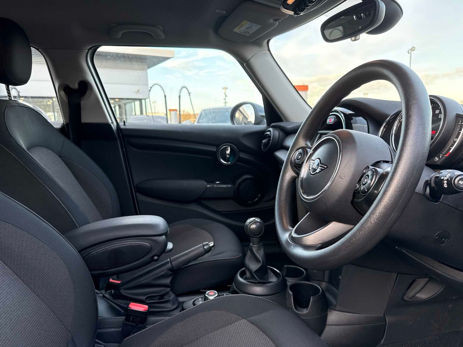 Used MINI Hatch 2019 for sale - 76957540: Photo 21