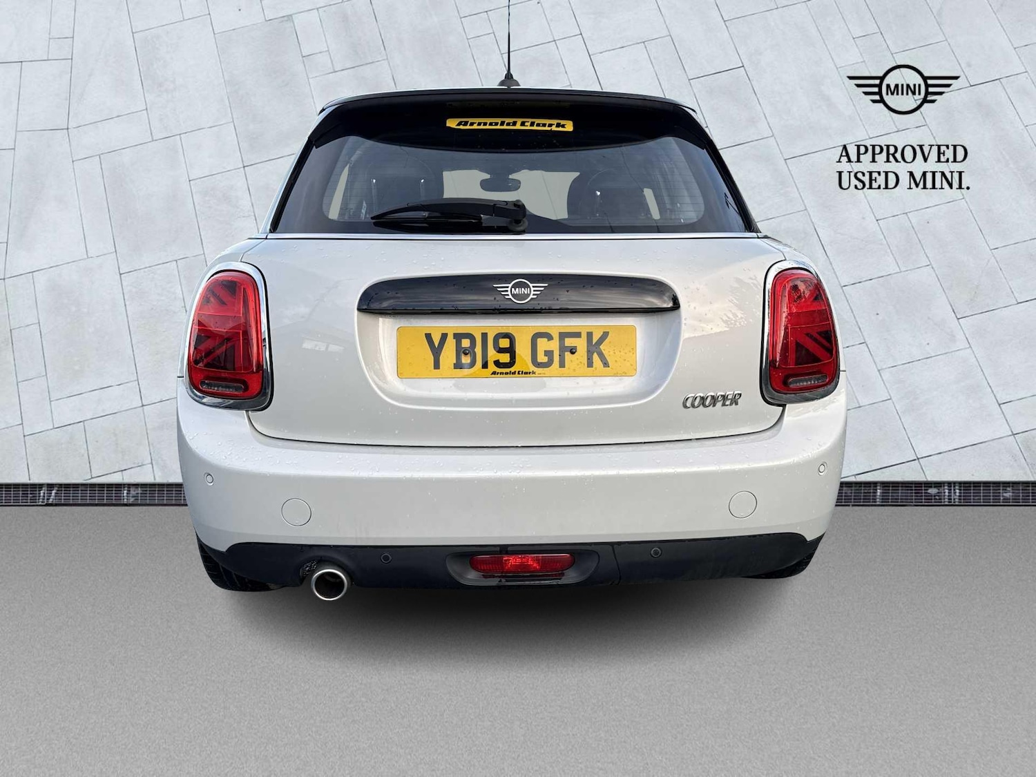 Used MINI Hatch 2019 for sale - 76957540: Photo 4