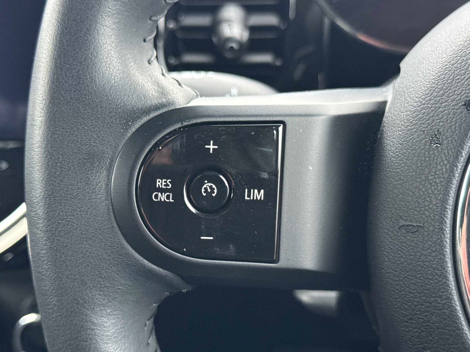 Used MINI Hatch 2023 for sale - 77542472: Photo 25