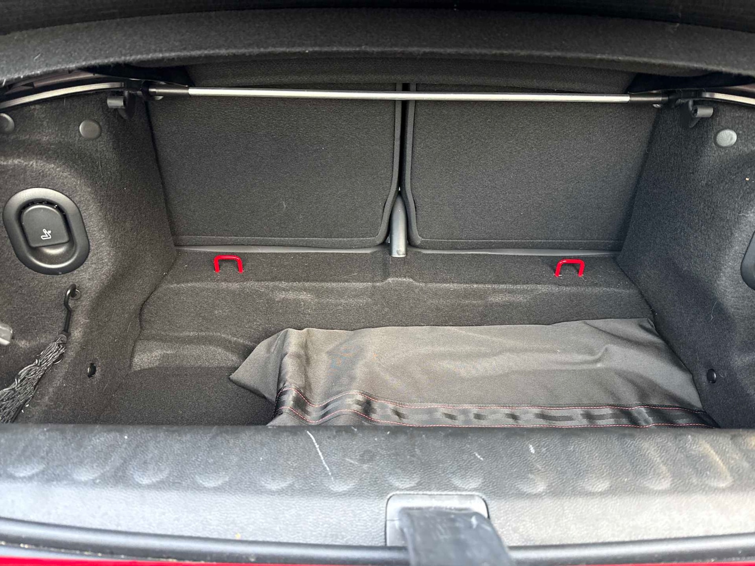 Used MINI Convertible 2024 for sale - 76963513: Photo 17