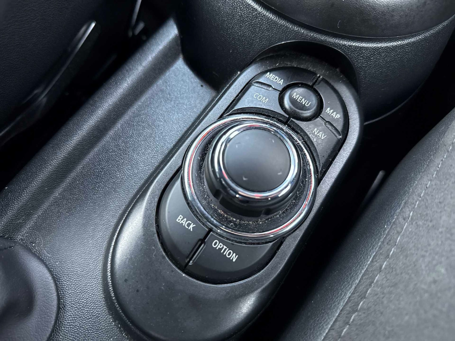 Used MINI Convertible 2024 for sale - 76963513: Photo 23