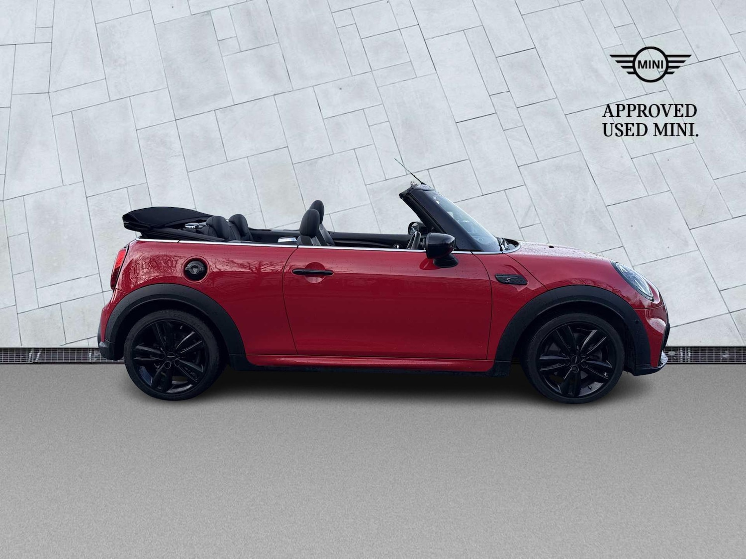 Used MINI Convertible 2024 for sale - 76963513: Photo 3