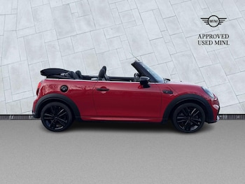 Used MINI Convertible 2024 for sale - 76963513: Photo