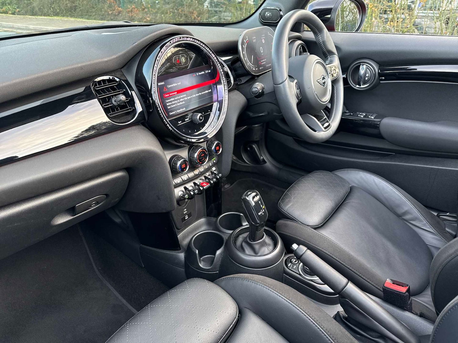 Used MINI Convertible 2024 for sale - 76963513: Photo 7