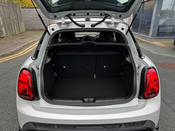 Used MINI Hatch 2021 for sale - 76231677: Photo 17