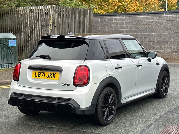 Used MINI Hatch 2021 for sale - 76231677: Photo 18