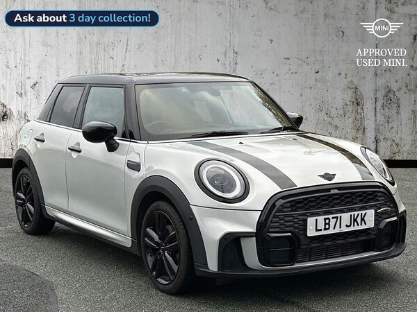 Used MINI Hatch 2021 for sale - 76231677: Photo 1
